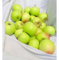 Apples - Green (Golden Delicious, Small/ Med Size)