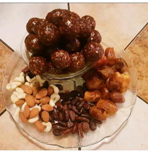 Choco Dry Fruits Laddu (150Gms, in glass bottle)