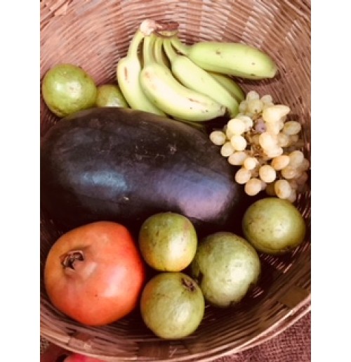 Weekly Fruit Basket - 500g Yellaki Banana, Guava (or Sapota), 1 pc Watermelon (or muskmelon), 250 gms pomegranate, 500g 1 seasonal fruit